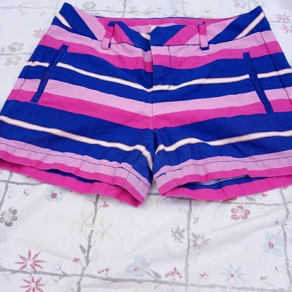 Stylus Multicolored Strips 4 Pockets Zipper Women's